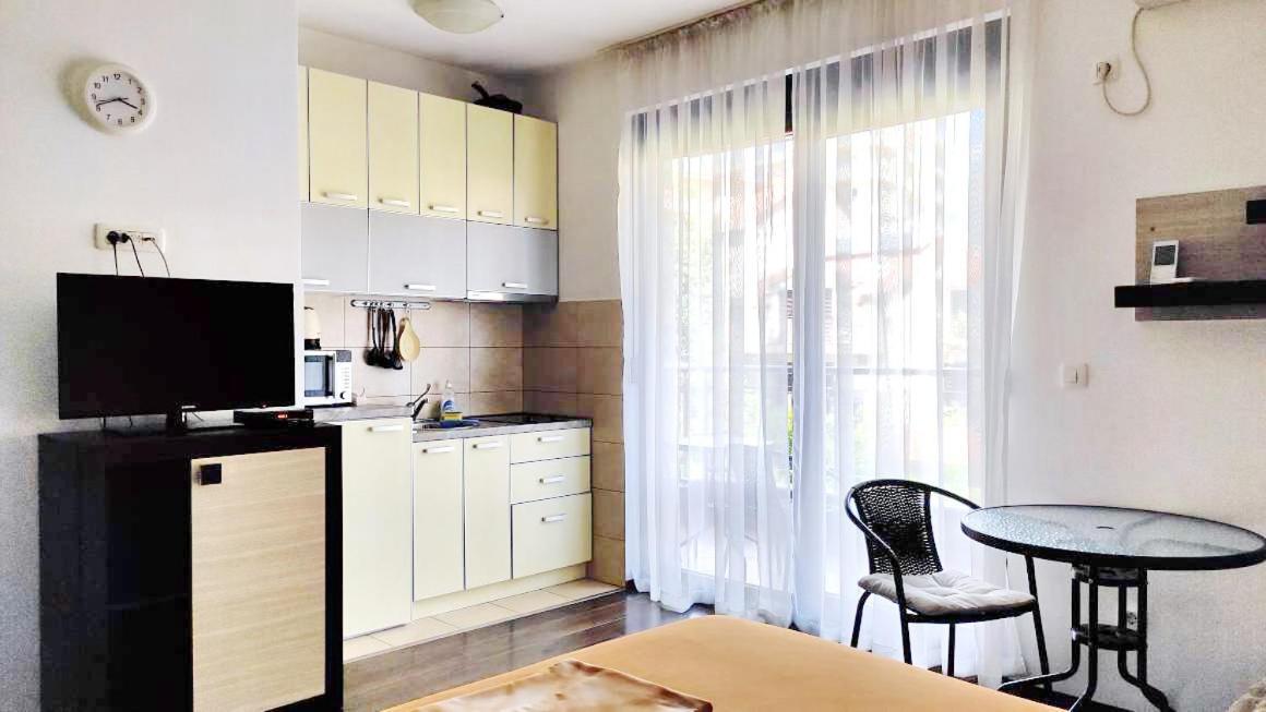 Apartment Adrialux Будва Экстерьер фото